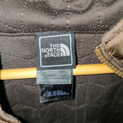 The North Face 3 in 1 Hyvent jacket size Large like new, brown