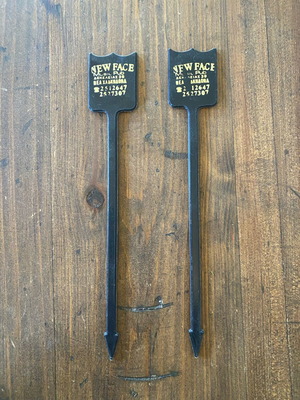 Collectible Music Pub “New Face” stirrers like new, 2 pieces from 1980-90s