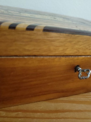 Vintage Madeira Sewing Box 1930-1950, marquetry wood inlay