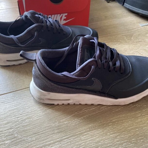 Leather Nike Air Max Thea used, size 38.5, black