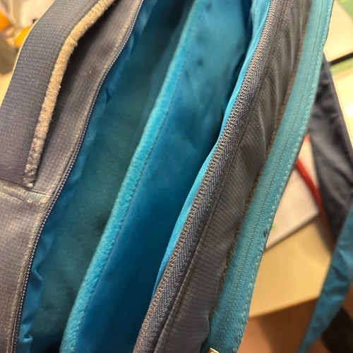 Laptop bag like new, blue with multiple compartments