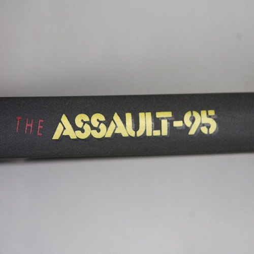 Spalding Assault-95 Tennis Racket graphite like new with case