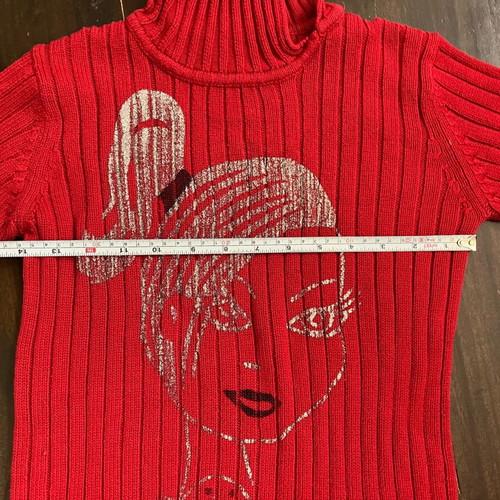 Wool sweater with turtleneck 9-10 years red like new