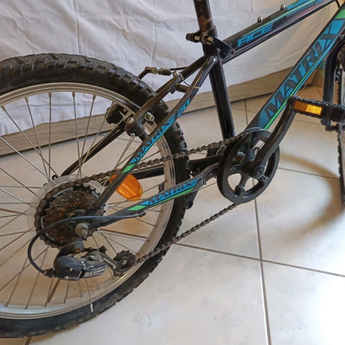 Mountain bike like new, 20 inch, V-Brakes, suspension