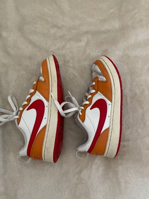 nike παπουτσια 37.5