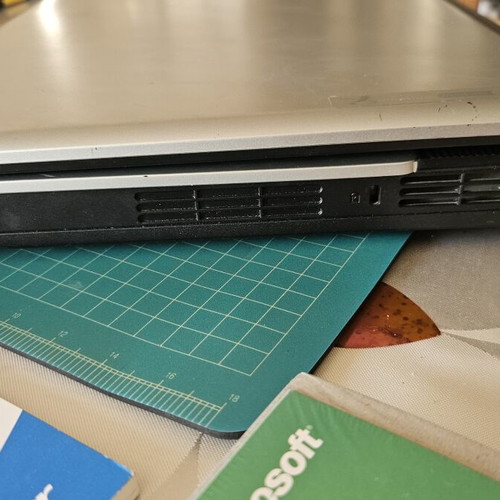 Acer Aspire 1360 Laptop used, no hard drive, for parts or repair