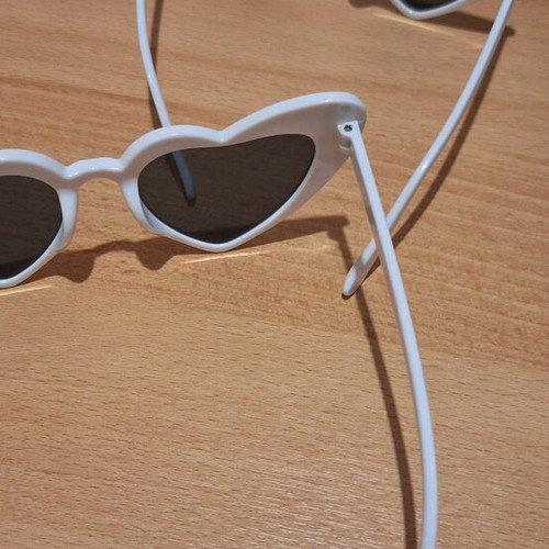 Heart-shaped sunglasses new, black and white, set of 2
