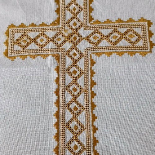Cross embroidery new with karsaniki stitch on etamine fabric