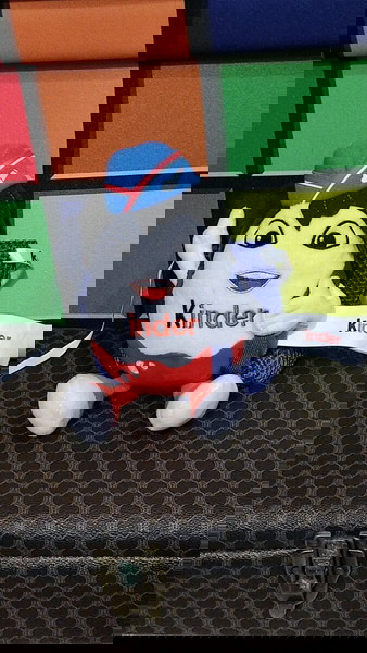 Λούτρινο αυγό Kinder με διχτυωτό σακίδιο