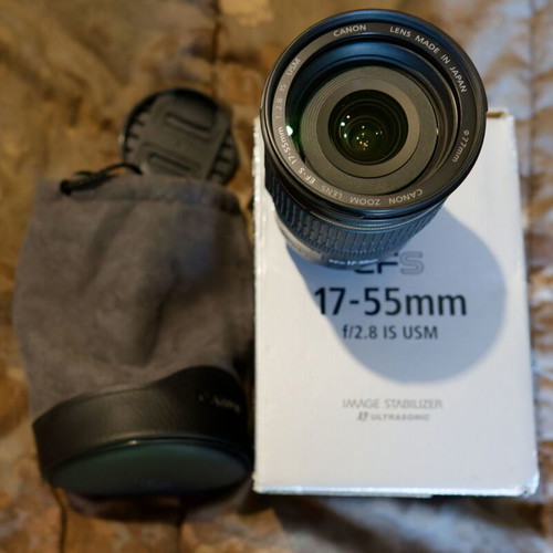 Canon EF-S 17-55mm f/2.8 IS USM lens