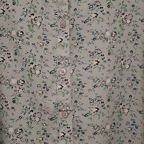 Attrattivo shirt like new, size medium, multicolored