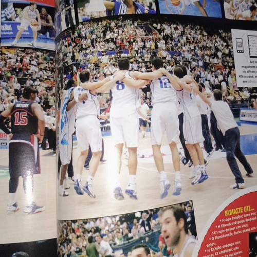 Sporty JR magazine, September 2011 issue