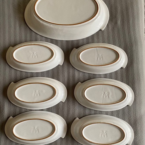 Deruta platter and used dish set with chef design
