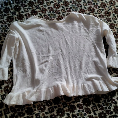 Soft woolen blouse like new, 3/4 sleeves, size S