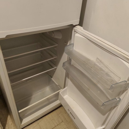 Bosch refrigerator, white, two-door freezer top