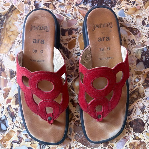 Jenny by Ara leather sandals like new, size 38, red