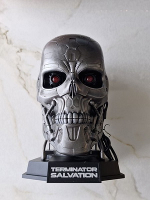 Terminator T-600 skull collectible replica used
