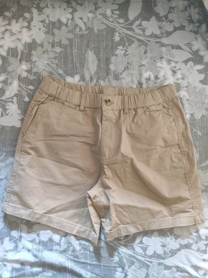 Maaji men's shorts new, size 31 (M), beige