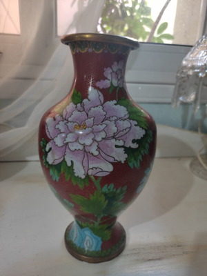 Cloisonné vase 27cm like new