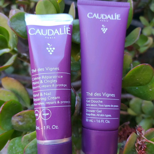 Caudalie set hand cream 30 ml and shower gel 50 ml new
