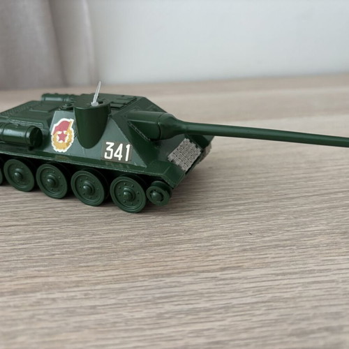 Soviet Military Equipment new, 1990 USSR, tank 20% complete