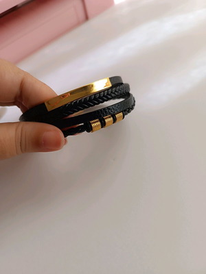 Men's bracelet new made of leather and steel