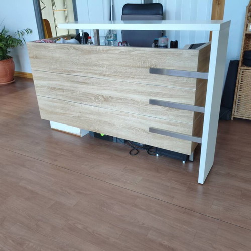 Reception desk like new