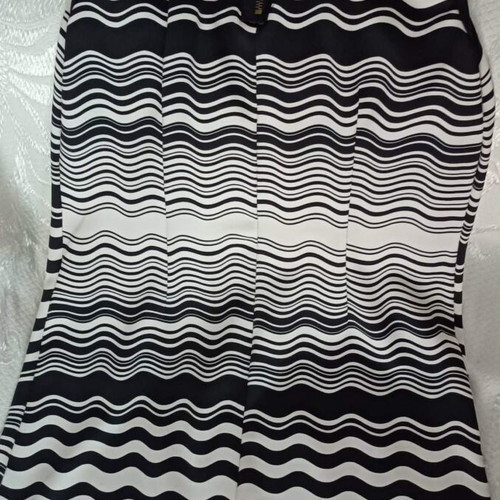 Sleeveless dress, black and white