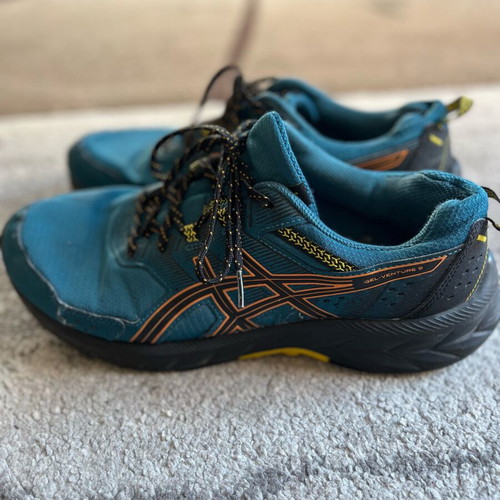 Asics Gel-Venture 9 athletic shoes used, size 44, blue