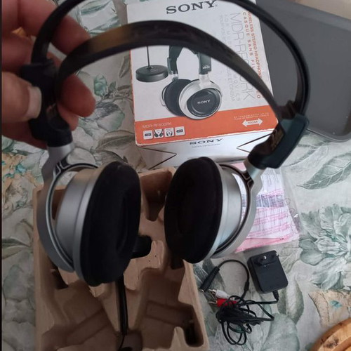 Sony MDR-RF800RK wireless headphones used, for parts or repair