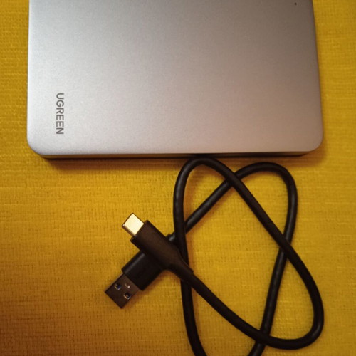 Ugreen CM300 2.5" SATA III Hard Drive Case with Type-C Connection, New