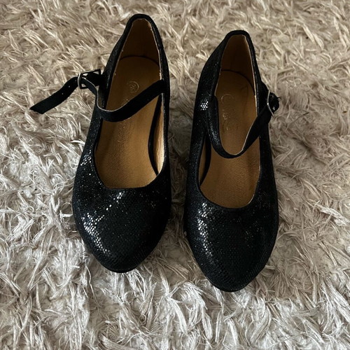 Children's leather dance shoes ballerinas new, size 26-27, black