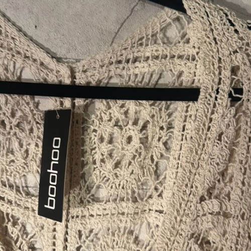 Embroidered Boohoo kaftan beige new, size L