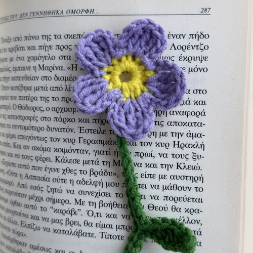 Handmade crochet flower bookmark new