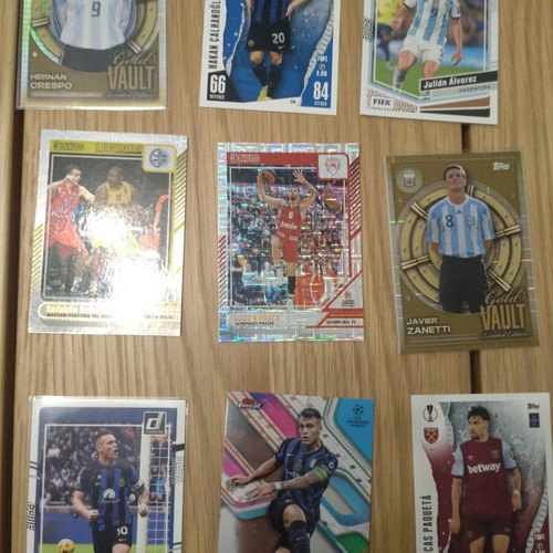 Football cards assorted, pack