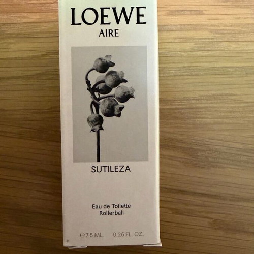 Loewe Aire Sutileza Eau de Toilette Rollerball 7.5 ml new