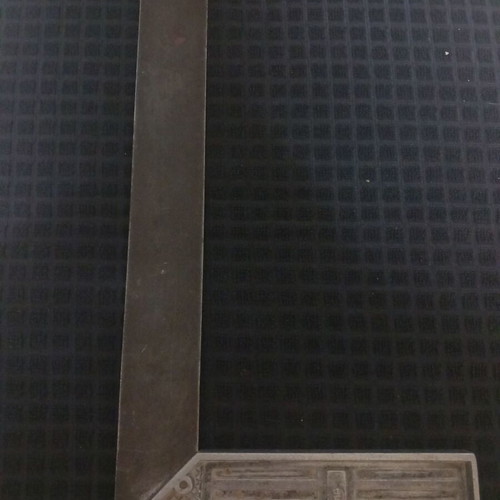 Carpenter's square 35cm metal used
