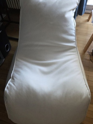 Rucomfy bean bag set used, white-cream, includes lounger and footrests