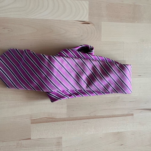Oxford Company purple silk tie like new