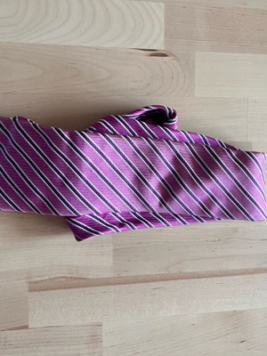 Oxford Company purple silk tie like new