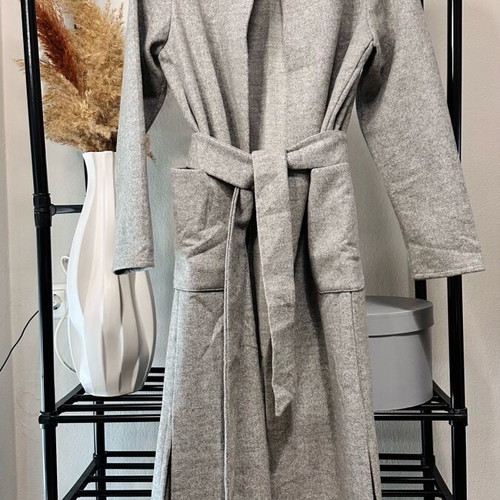 Grey Long Coat Zara Like New With Belt And Checked Lining