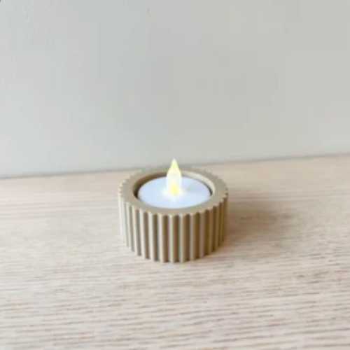 Minimal candle holders set of 2 or 4, PETG plastic, like new