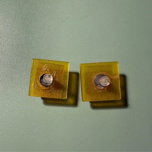 Pop style earrings like new, square multicolor