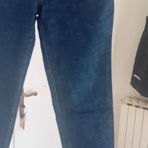 Alexander McQueen Jeans like new, low waist, straight fit, size 28