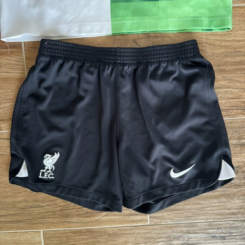 Nike Liverpool FC Away Kit kids set used, size 122-128 cm