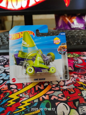 Hot Wheels Cone Shaker new