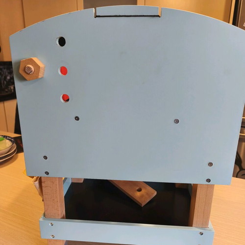 Le Toy Van Wooden Toolbench like new for 3+ years old