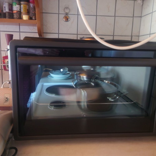 Davolin Oven new with three burners