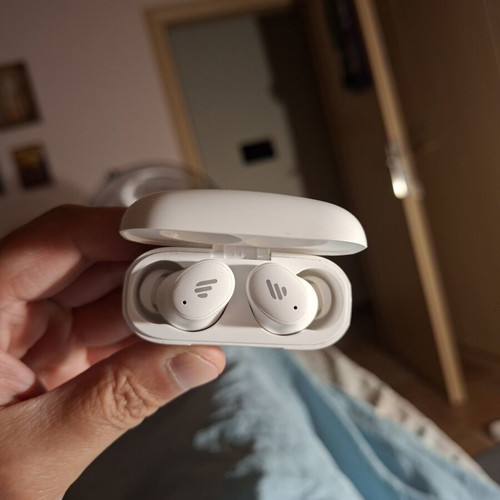 Ear buds EDIFIER 2 PRO like new