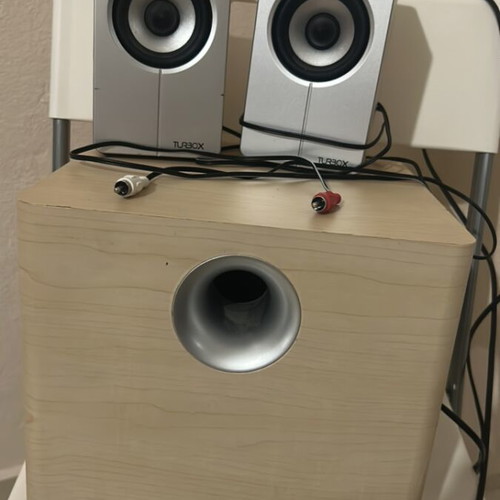 Turbox Lignea speakers model sm 312 like new